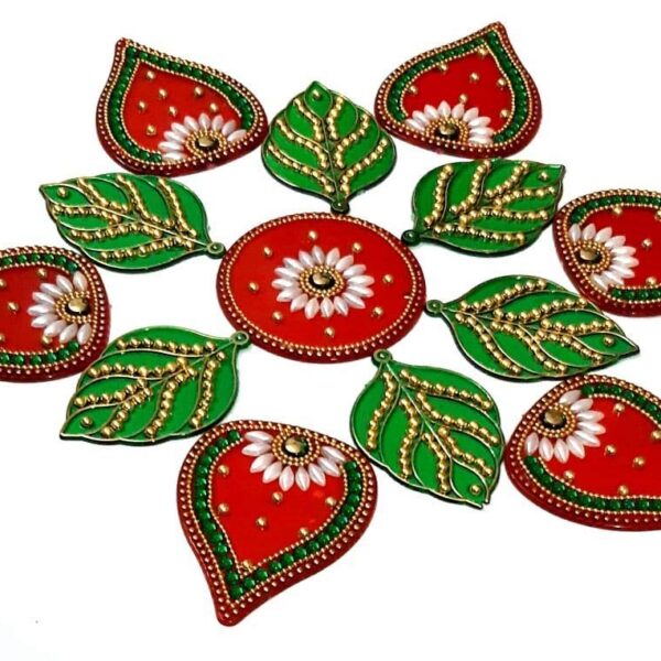 Floor/Wall /Table Rangoli Decorative Showpiece (Acrylic) (Leaf)